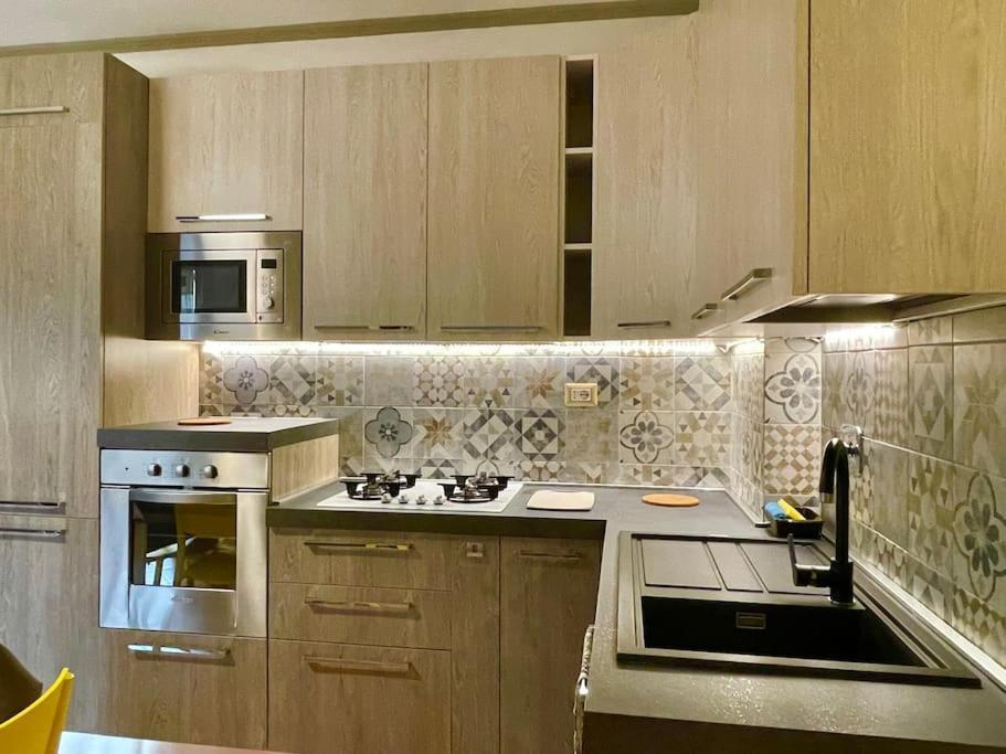 Apartment With Private Parking - Roma Est. Lunghezza Kültér fotó