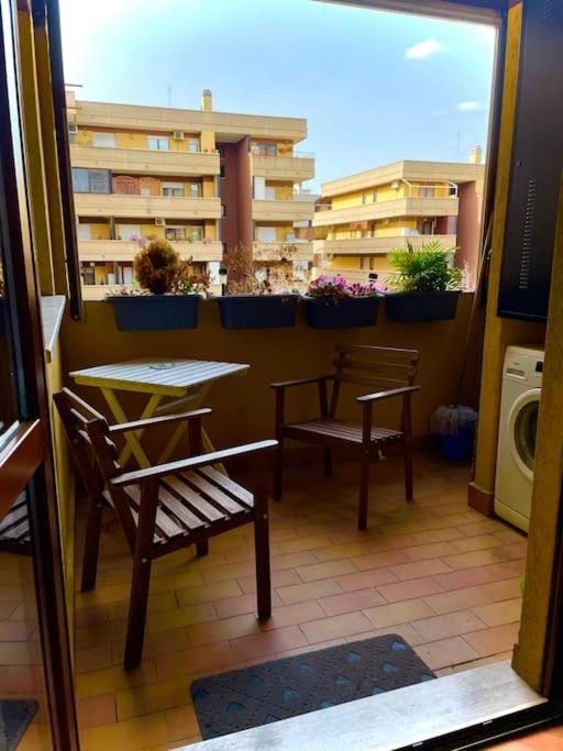Apartment With Private Parking - Roma Est. Lunghezza Kültér fotó