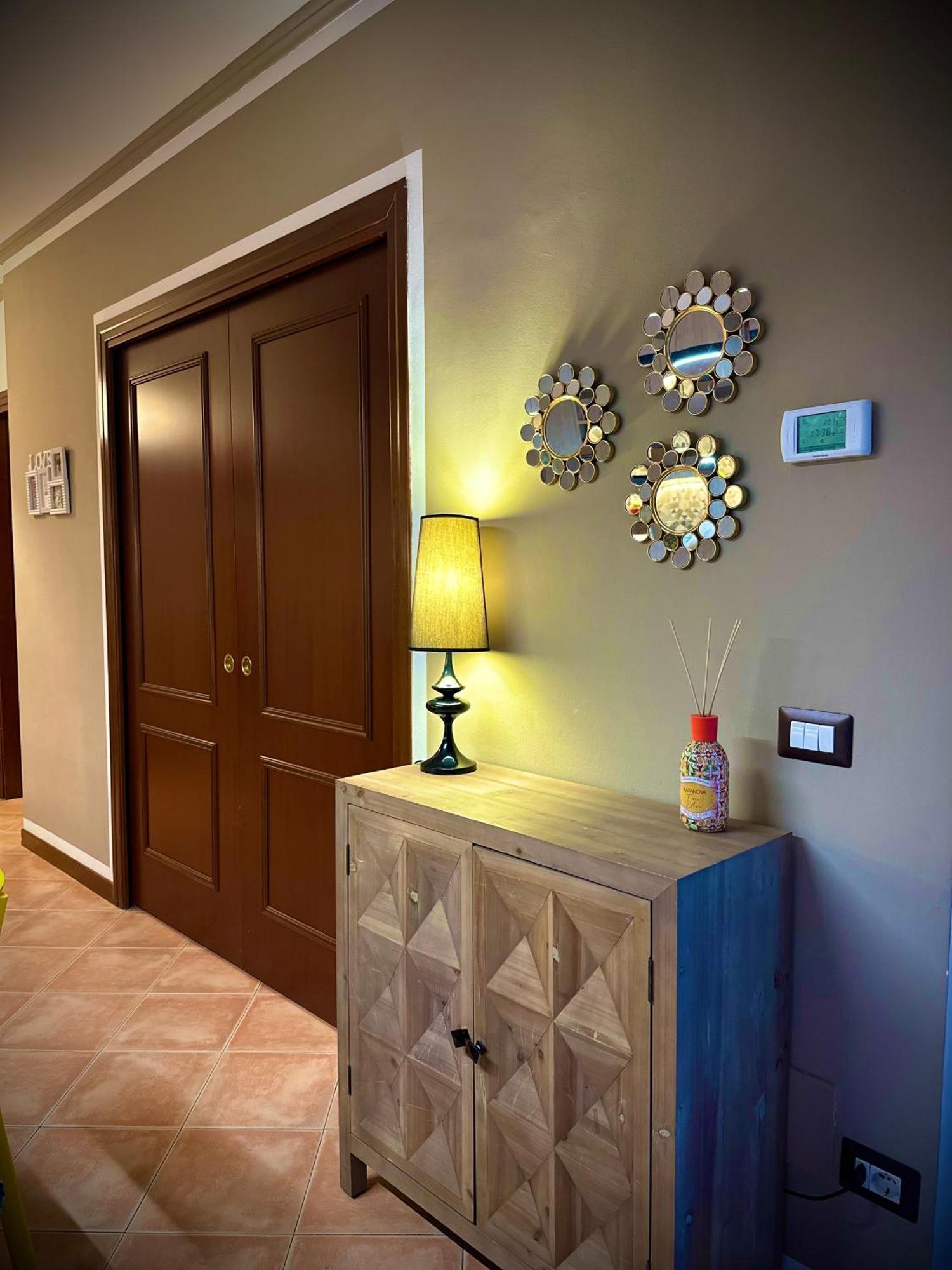 Apartment With Private Parking - Roma Est. Lunghezza Kültér fotó