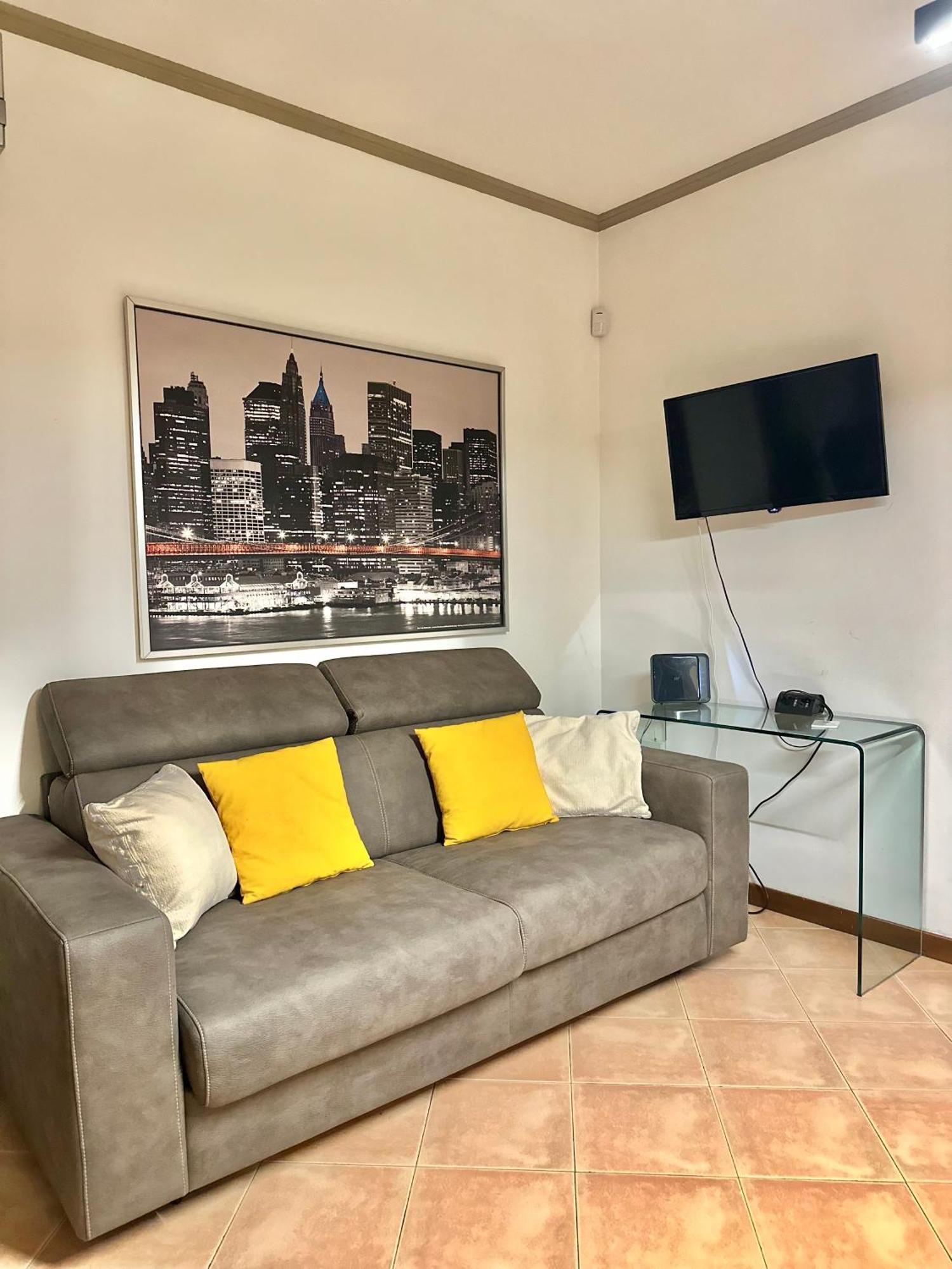 Apartment With Private Parking - Roma Est. Lunghezza Kültér fotó